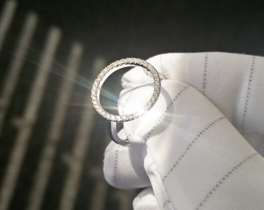 Diamanten funkeln Brillanz Feuer 530