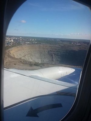 Diamantmine Mir Blick aus dem Flugzeug1