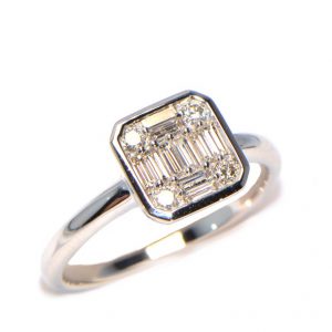 Diamantring Weissgold Baguette