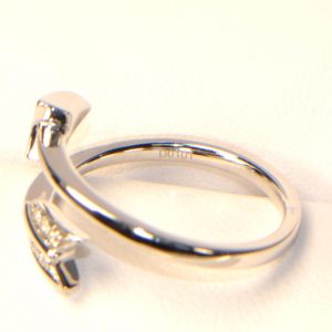 Diamantring Weissgold Pfeil