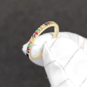Farbsteine Ring in Gelbgold Saphir Rubin Smaragd