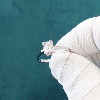 Diamantring 1,33 ct. Weissgold 18K Emerald Cut Smaragd
