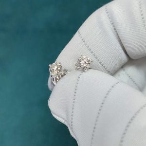Diamant Ohrstecker 0,52 ct. Weissgold River Lupenrein IGI Zertifikat Halbes Karat