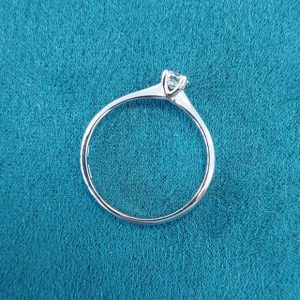 Diamantring 0,22 ct. Weissgold 18K klein