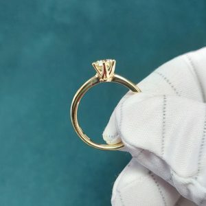 Diamantring 0,58 ct. Halbkaräter Gelbgold 6 Krappen