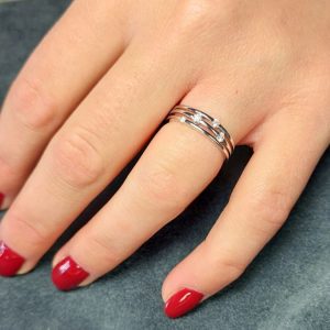 Diamantring mehrere Steine dezent Weissgold