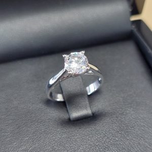 Verlobungsring Prag Seitenansicht 18K Weissgold schwarz