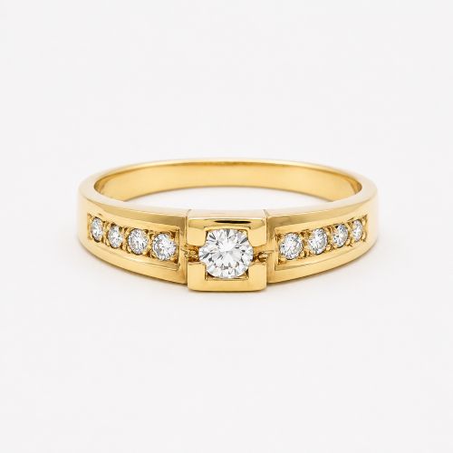 Goldring klein mit Diamanten