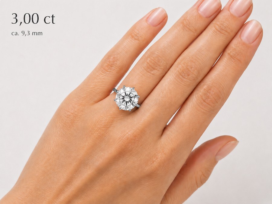 Verlobungsring mit 3,00 ct Diamant am Ringfinger