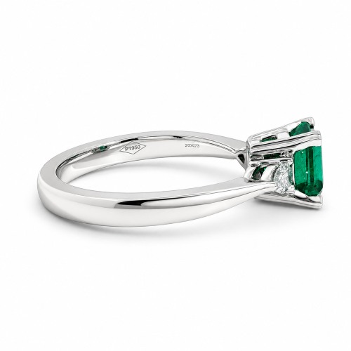 Emerald 1,16 ct. Diamantring Gravur