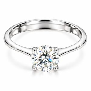 Verlobungsring München Weissgold 4 Krappen Brillantring